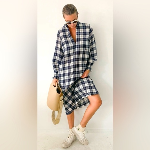 Baum Und Pferdgarten Dresses & Skirts - Baum Und Pferdgarten Anamay Midi Dress Black and White Plaid Size 38 (US 6) EUC